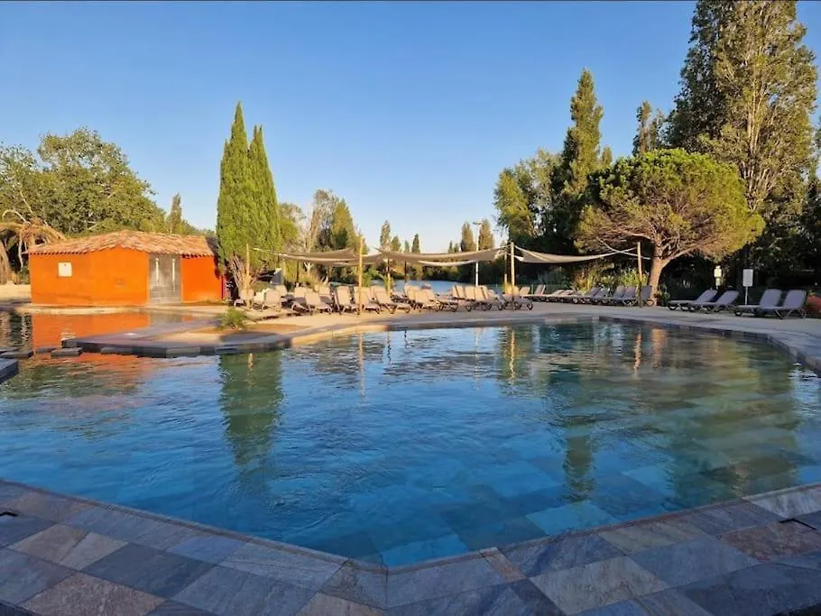 Le Village Camarguais Pour 4 Avec Piscine Et Animations, Ideal Famille Arles